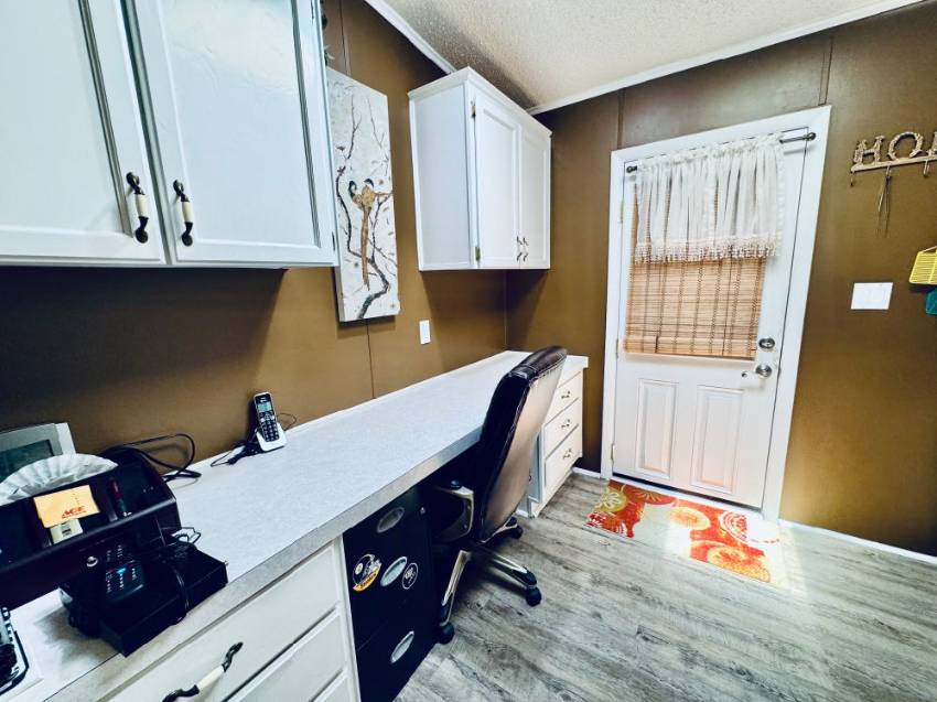 1345 Champion Drive a Lakeland, FL Mobile or Manufactured Home for Sale